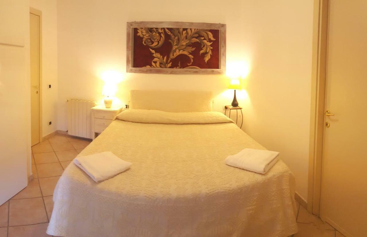 B&B Casa Derosas Golfo Aranci Extérieur photo